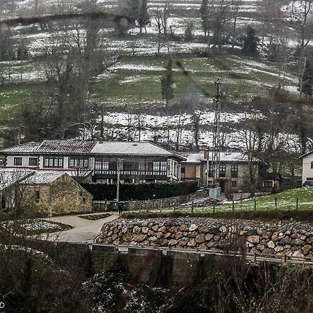 Hotel Restaurante La Carasca Orlé Dış mekan fotoğraf