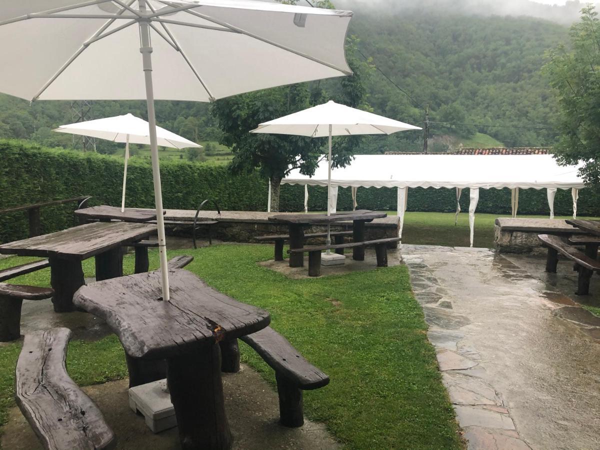 Hotel Restaurante La Carasca Orlé Dış mekan fotoğraf
