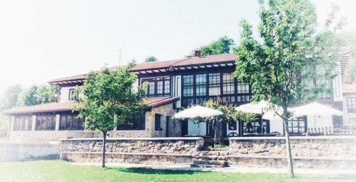 Hotel Restaurante La Carasca Orlé Dış mekan fotoğraf