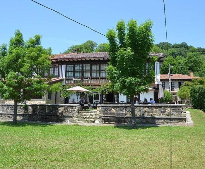 Hotel Restaurante La Carasca Orlé Dış mekan fotoğraf
