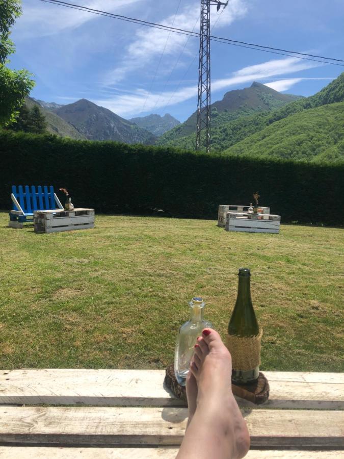 Hotel Restaurante La Carasca Orlé Dış mekan fotoğraf
